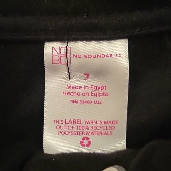 No Boundries  Jr. Pleather pants. - Picture 2 of 5